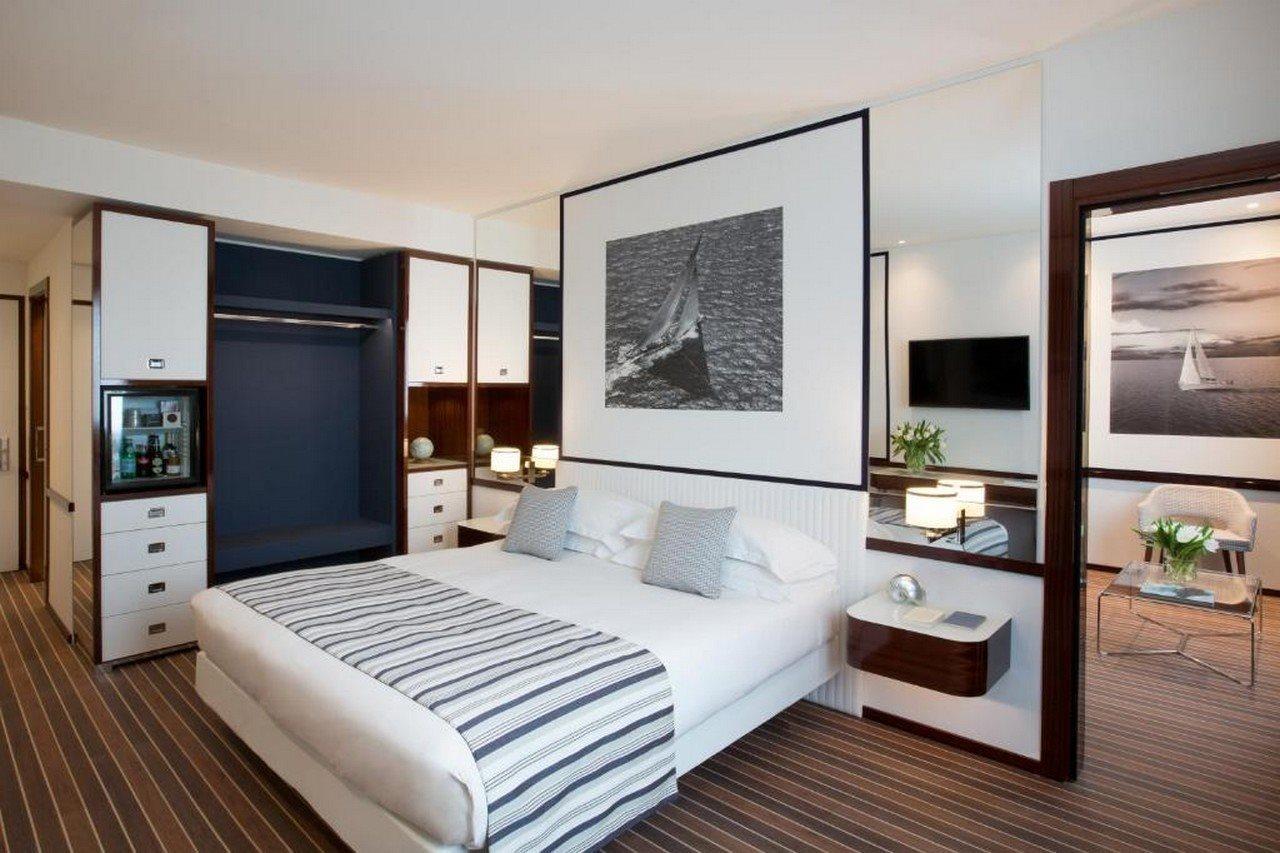 Starhotels President Genoa Luaran gambar