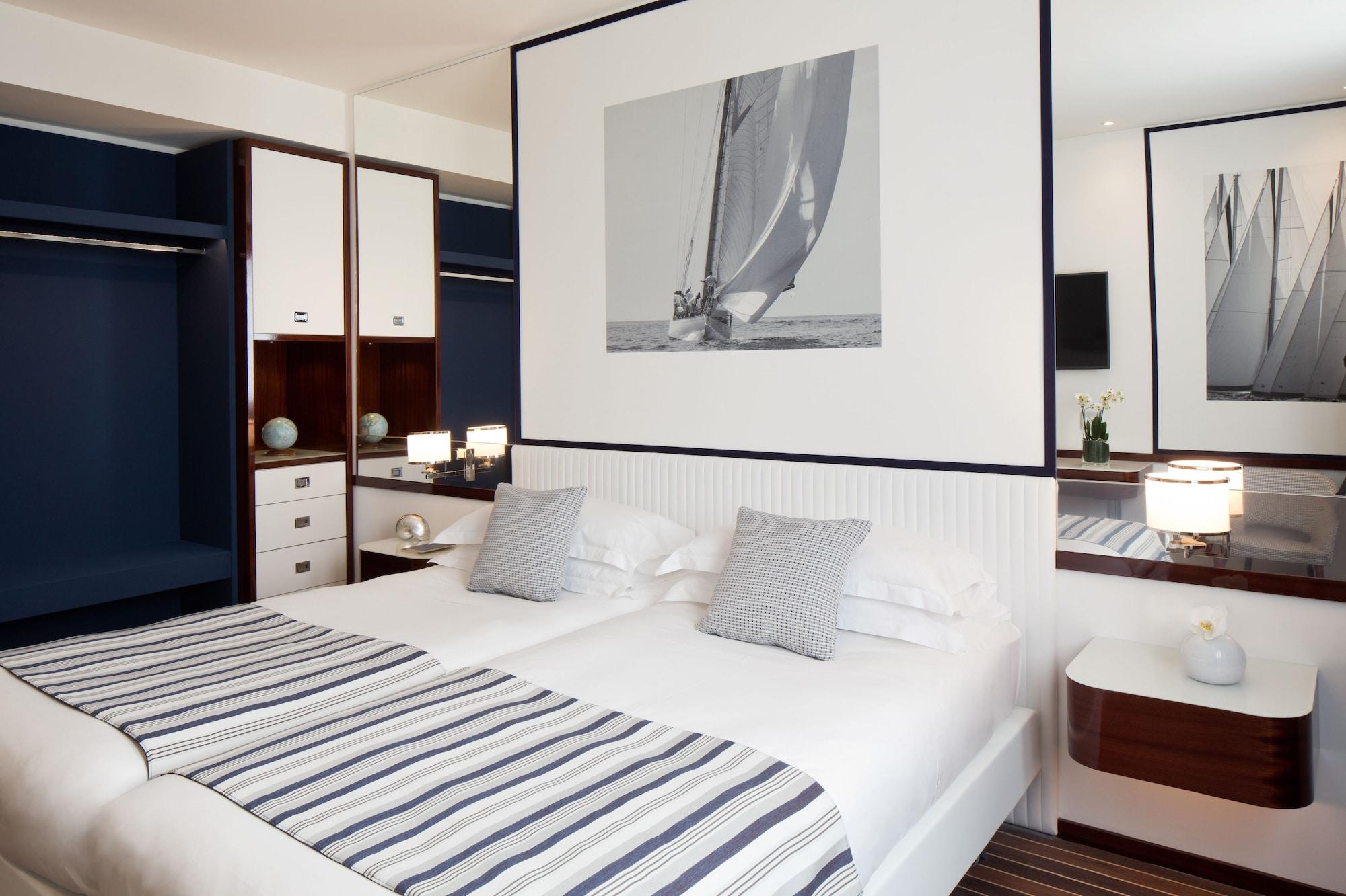 Starhotels President Genoa Luaran gambar