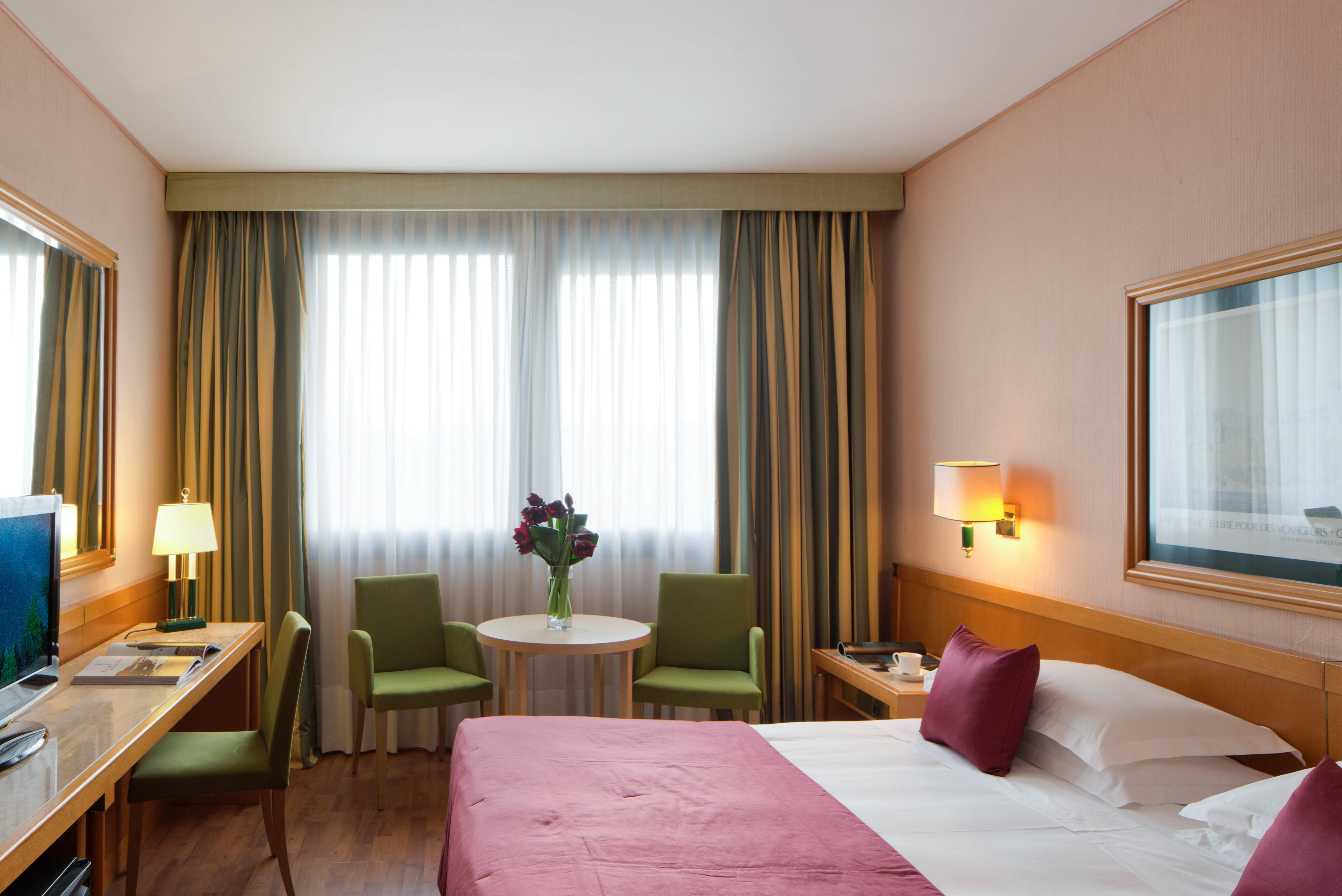 Starhotels President Genoa Luaran gambar