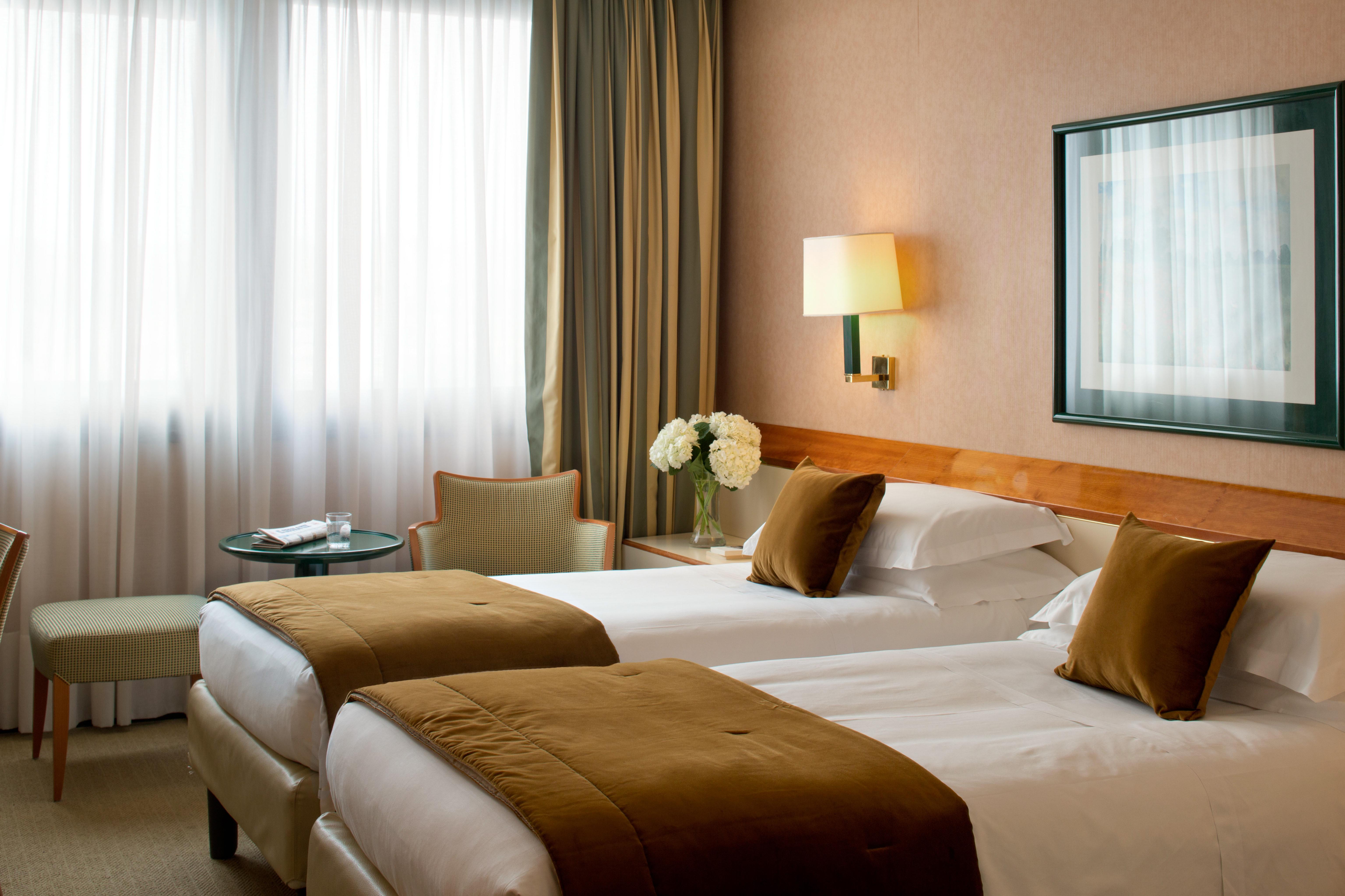 Starhotels President Genoa Luaran gambar