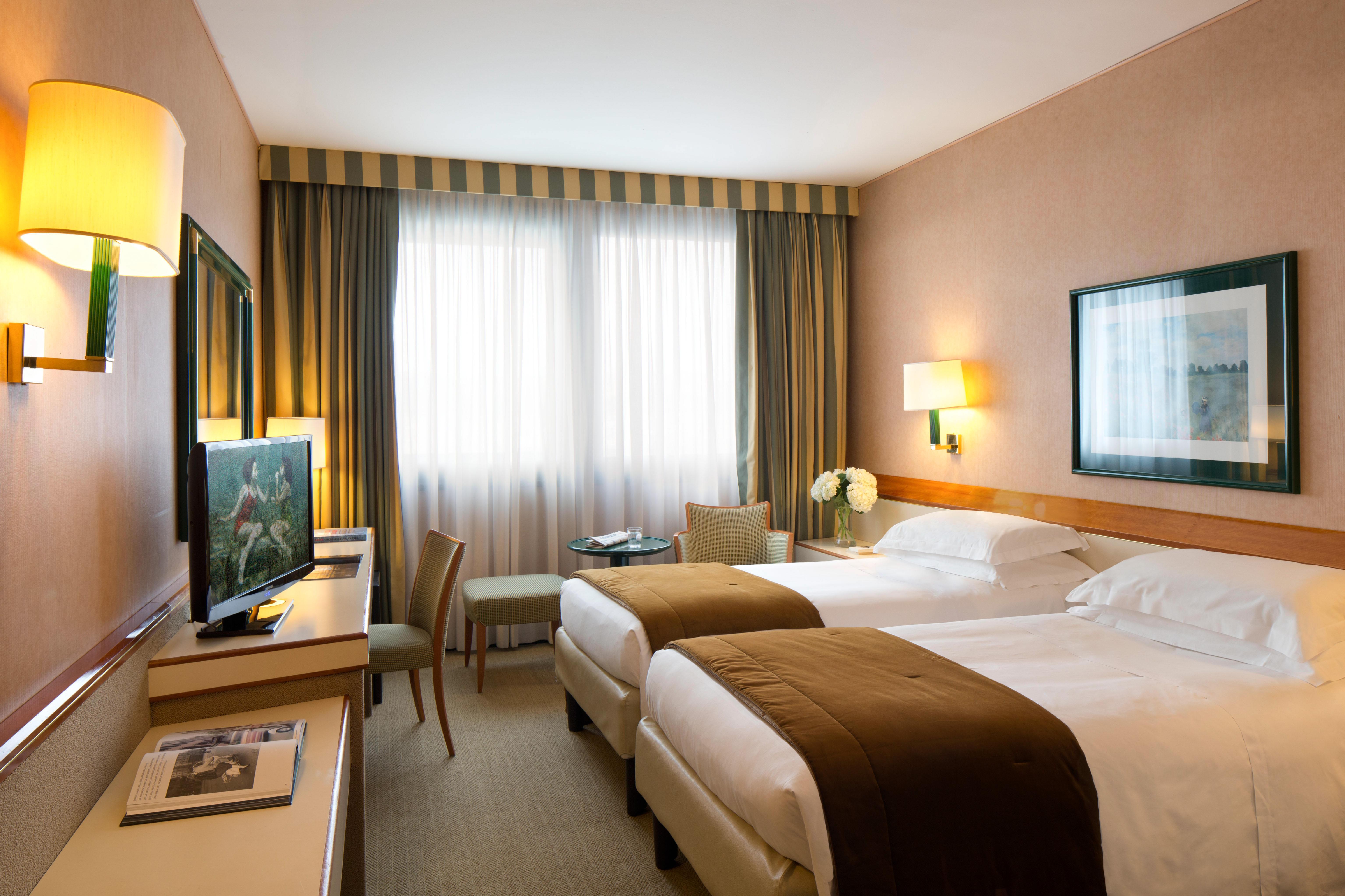 Starhotels President Genoa Luaran gambar