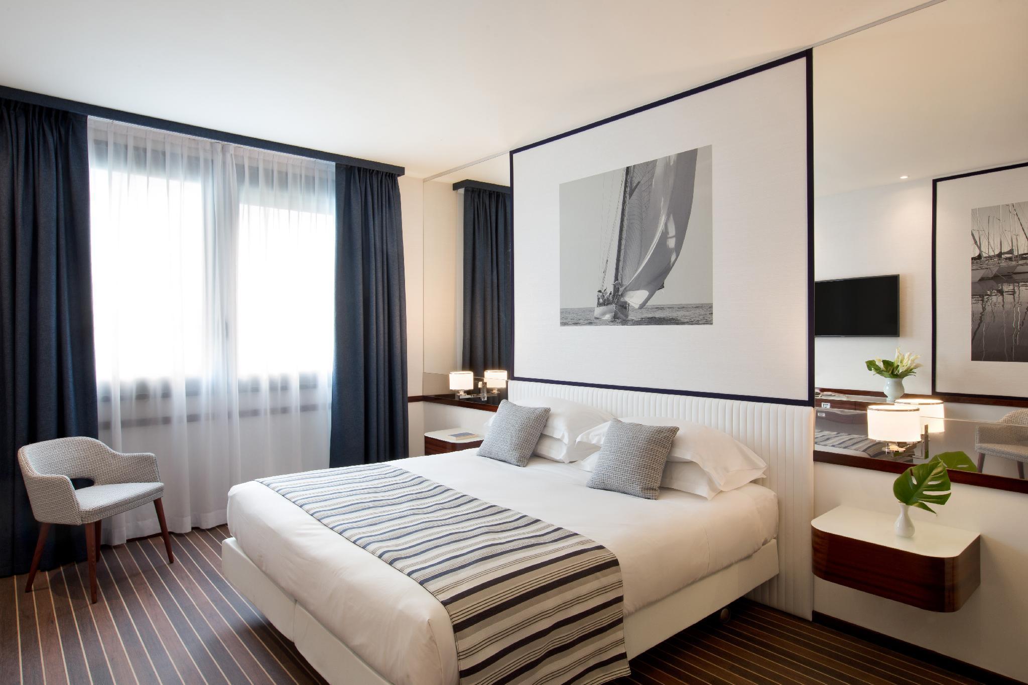 Starhotels President Genoa Luaran gambar