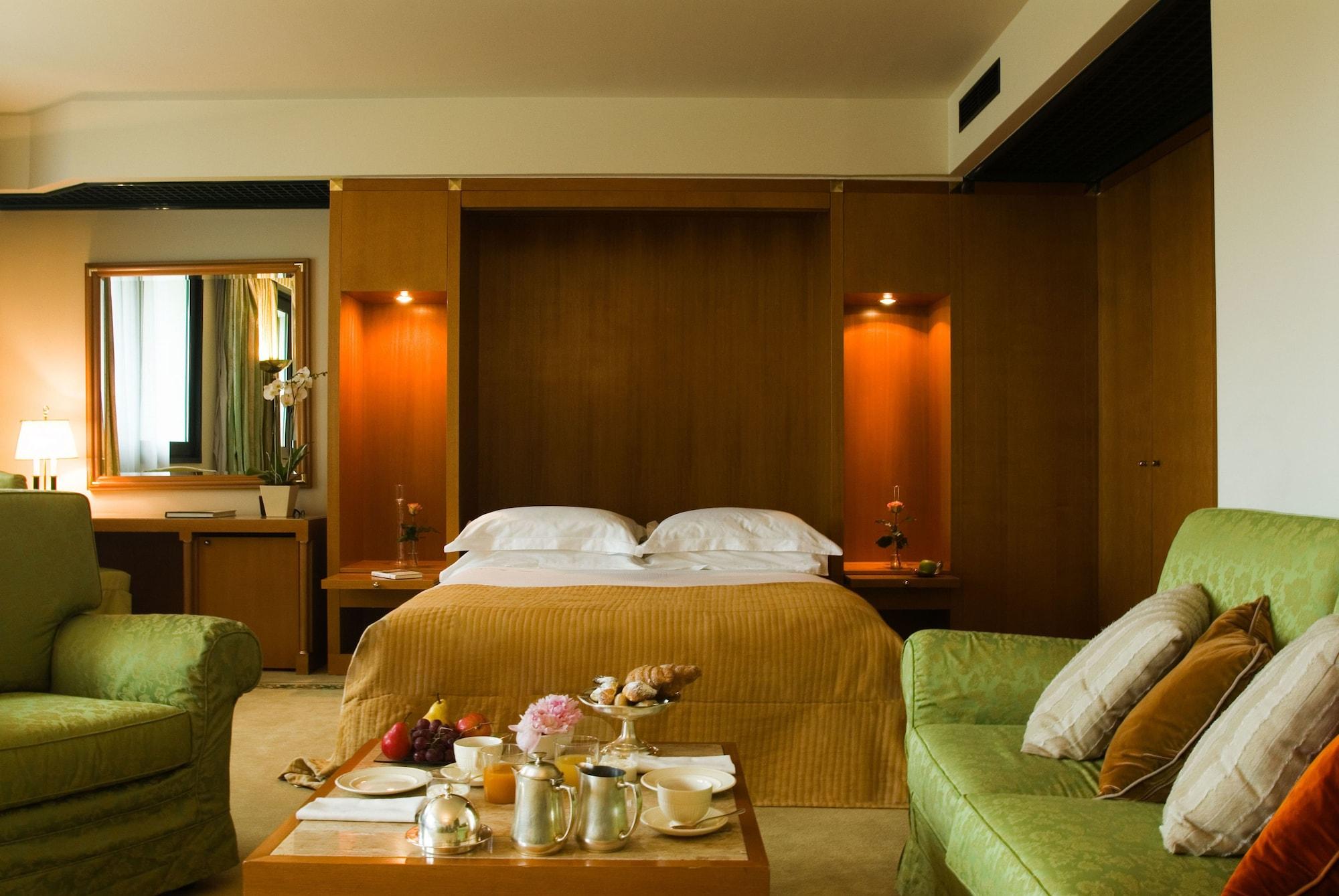 Starhotels President Genoa Luaran gambar
