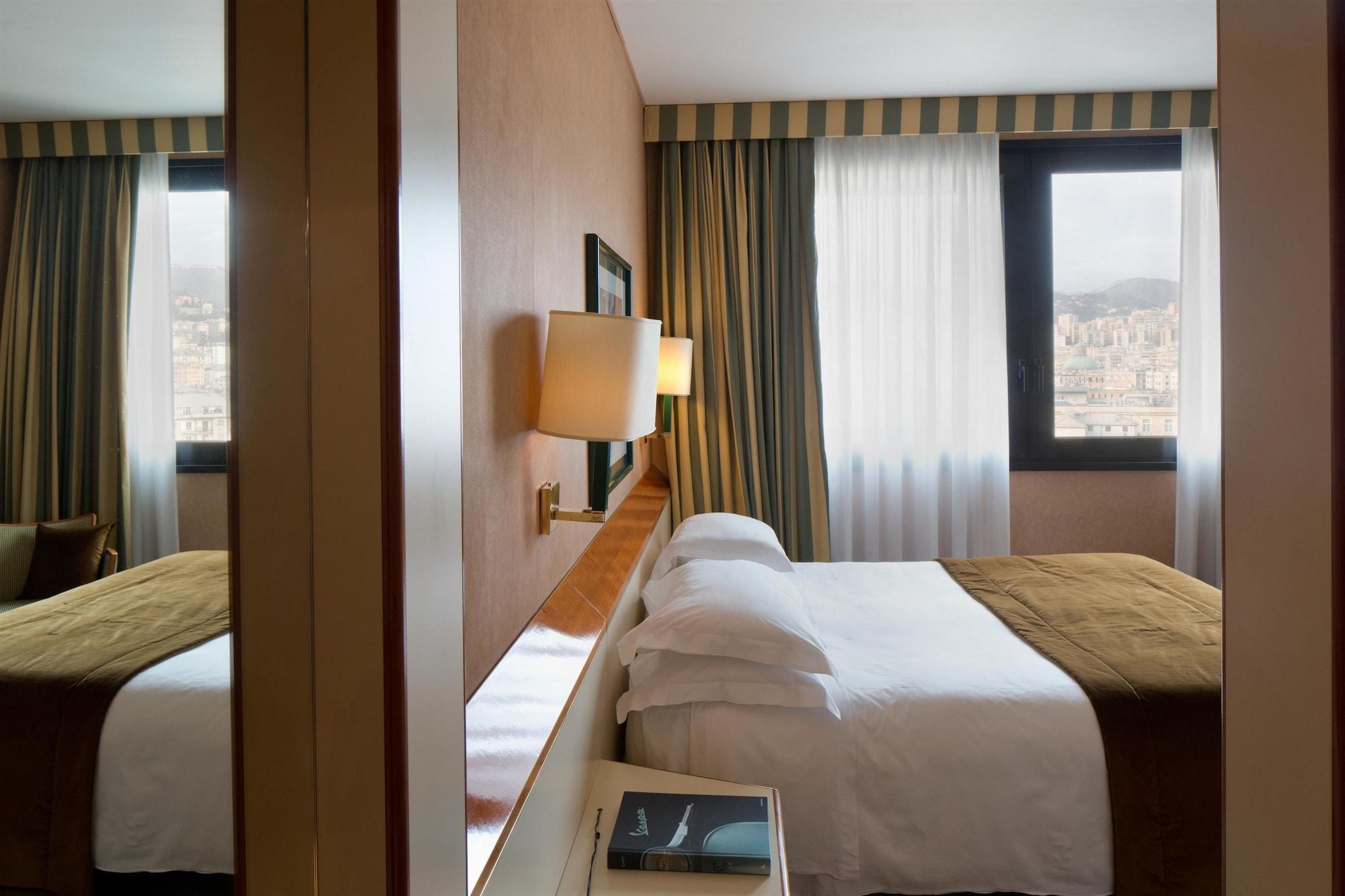 Starhotels President Genoa Luaran gambar